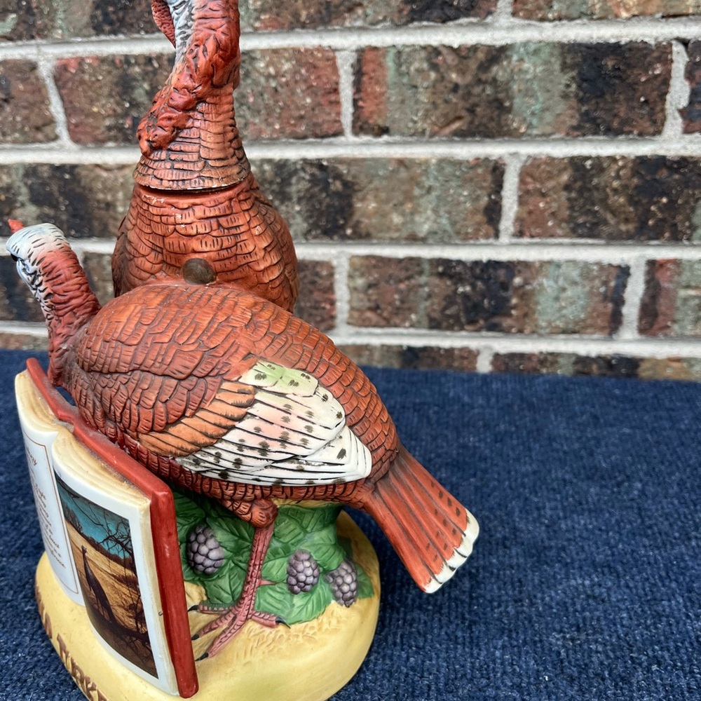 Wild Turkey Kentucky Straight Bourbon Bottle Porcelain Series 2 #3 1981 - Picture 4 of 14